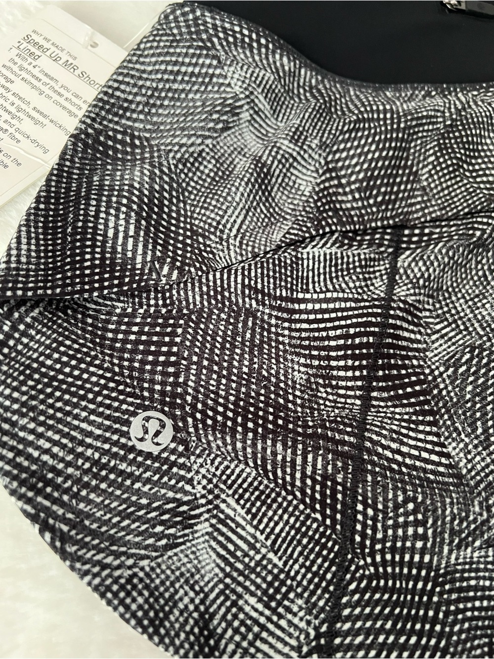 Lululemon Black and White Patterned Women's Athletic Shorts | Size 4 - Picture 3 of 9